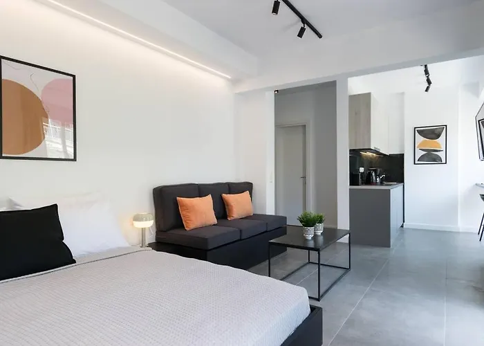 Academy Elegant Apartment #301 / Stunning Terrace