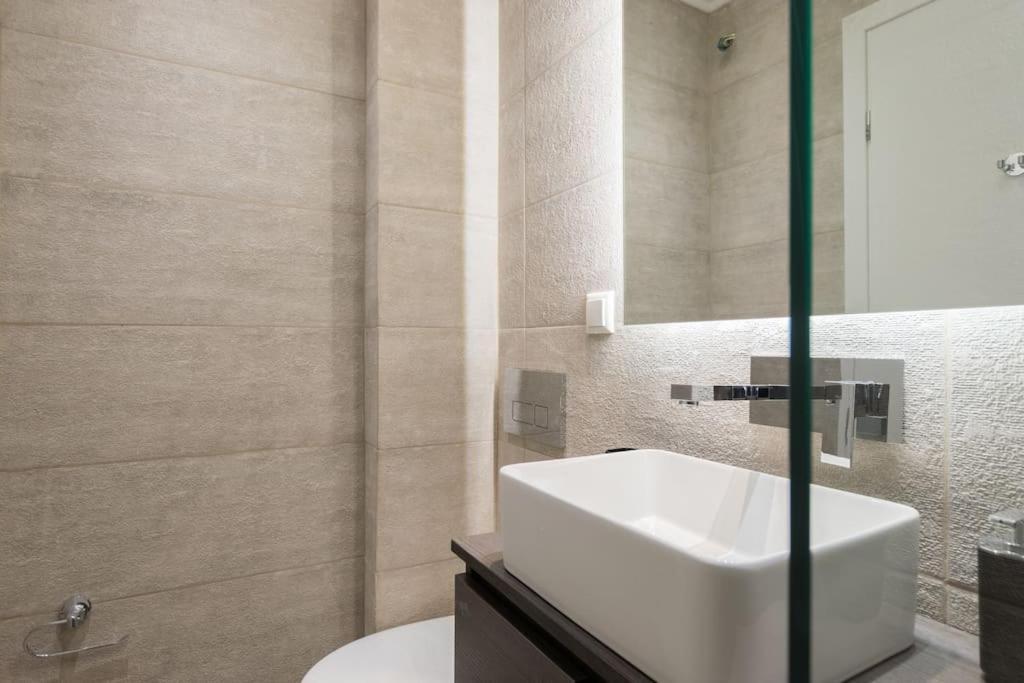 Academy Elegant #301 / Stunning Terrace Apartment Athen